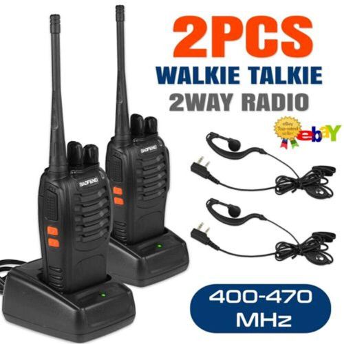 Talkie-walkie Baofeng avec tous ces accessoires pour une communication propre avec une grande portée.